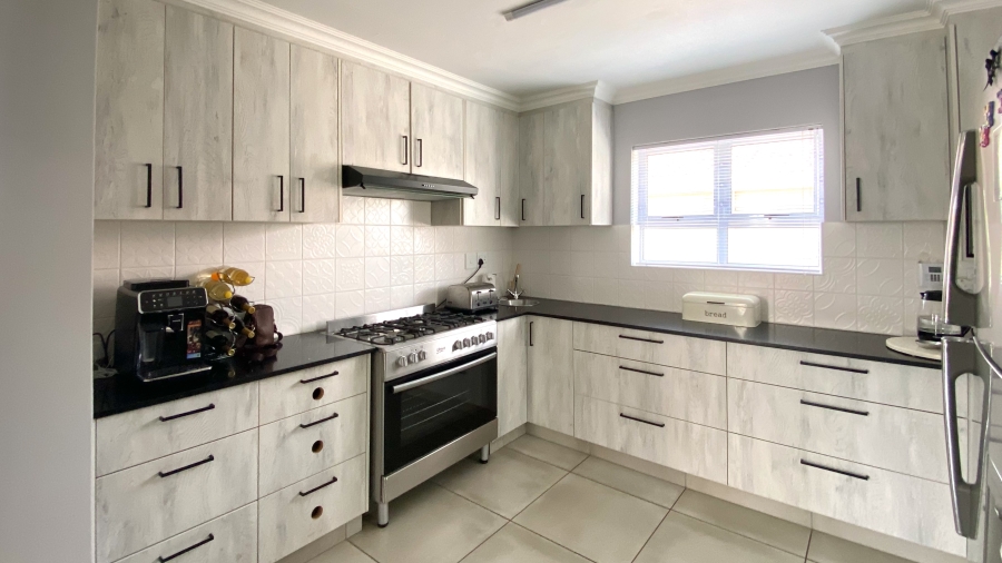 3 Bedroom Property for Sale in Port Owen Western Cape
